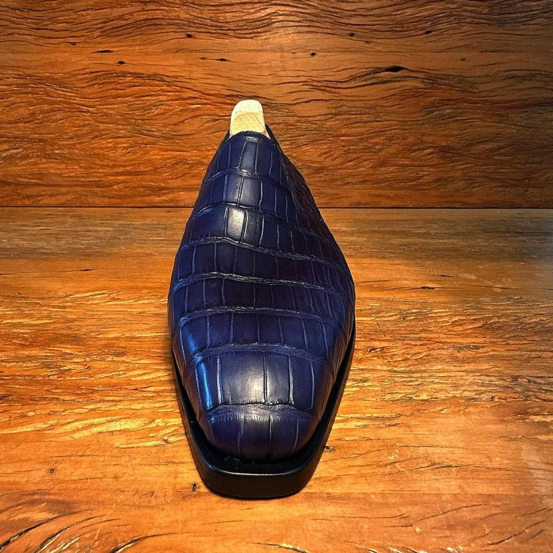 Whole Cut Loafer In Gator Blue Navy