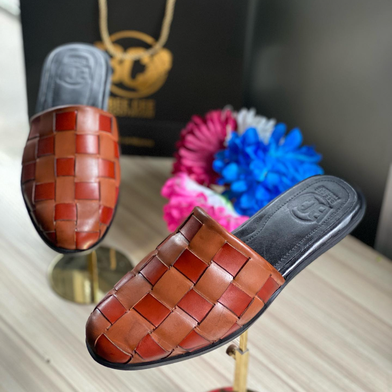 Men's Fashionable Peplum Half Slippers