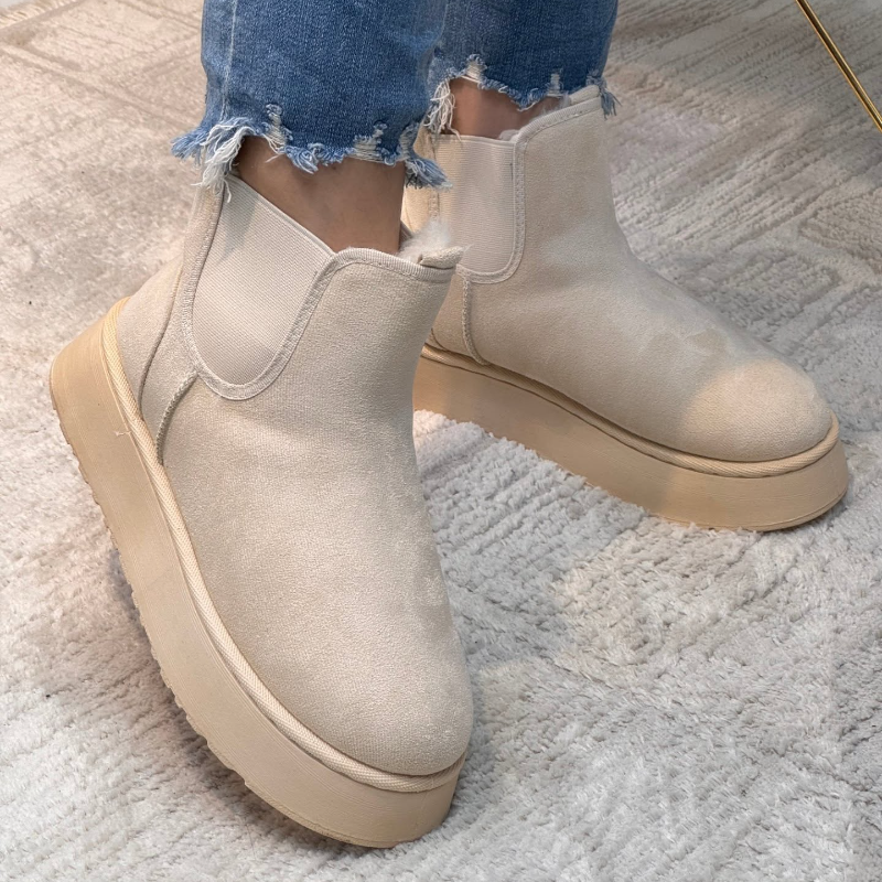 Women's Chunky-Soled Snow Boots