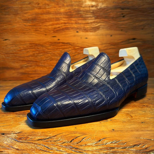 Whole Cut Loafer In Gator Blue Navy