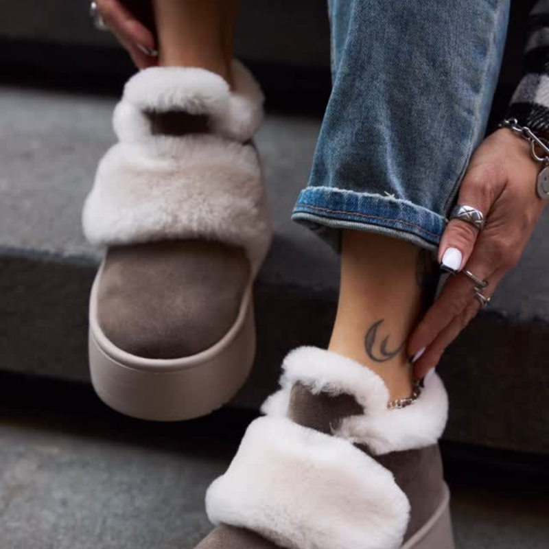 Velcro-Fastened Thick-Sole Fleece-Lined Shoes