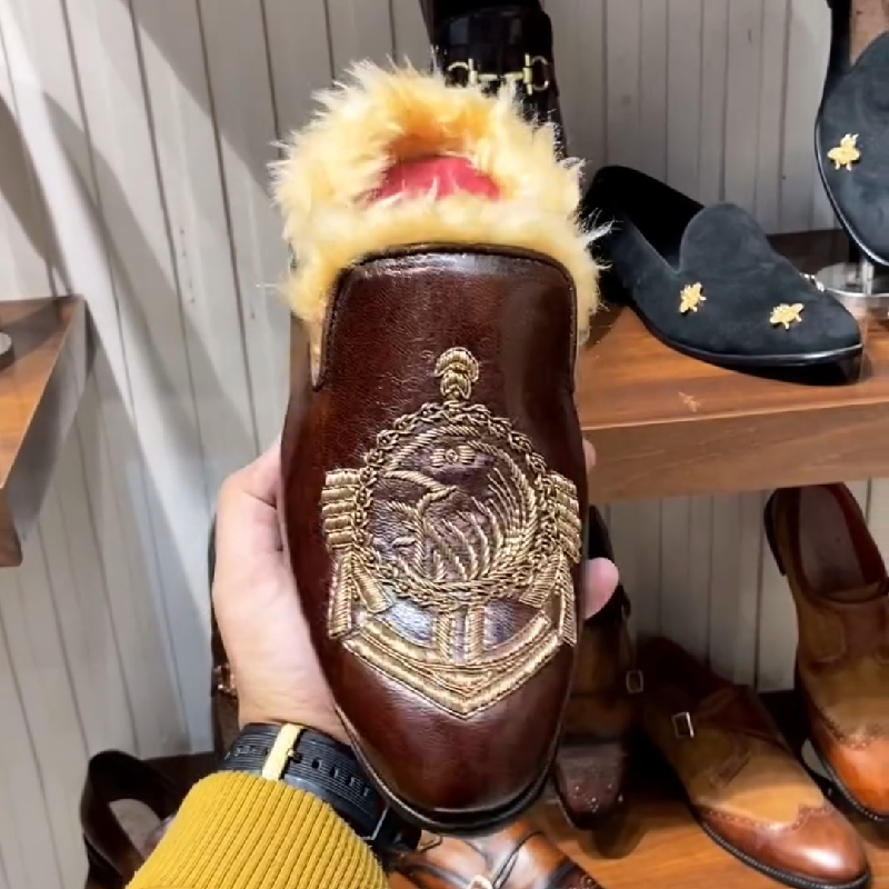 Men's Brown Hair Slippers