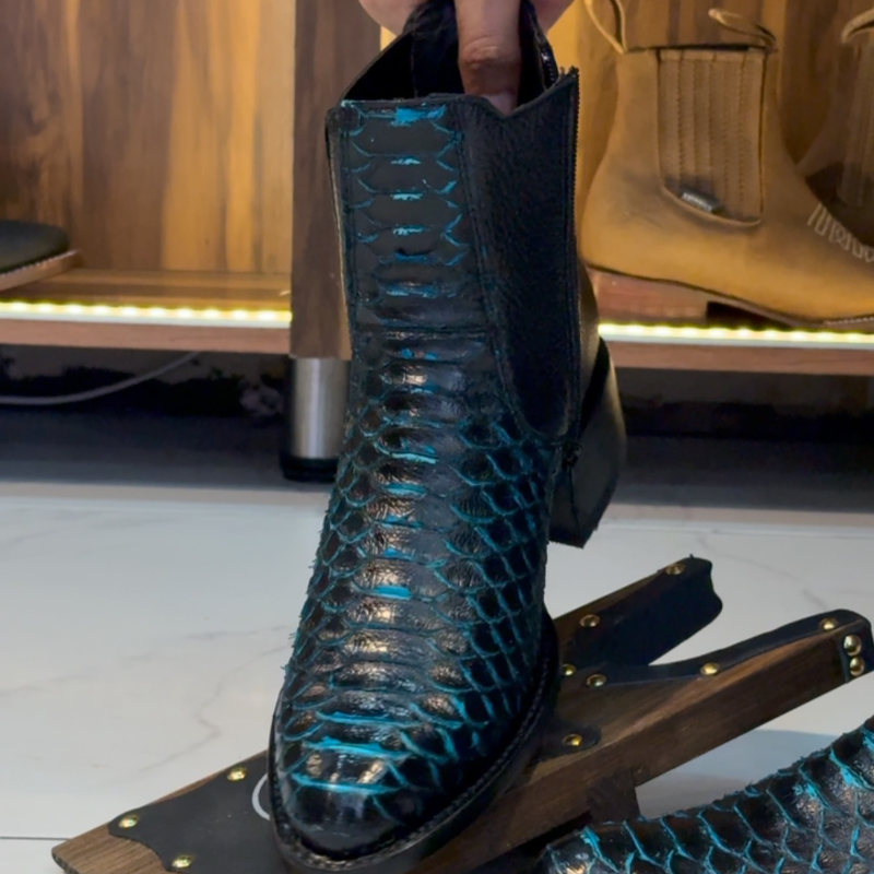 Handcrafted Crocodile Leather Cowboy Boots