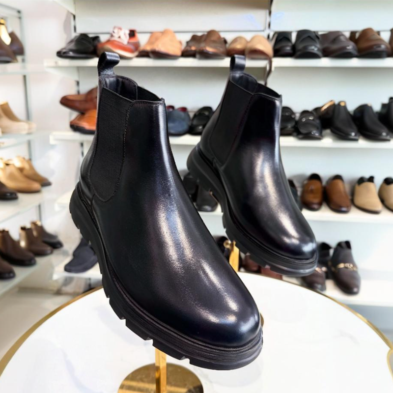 Genuine Leather Classic Fashion Chelsea Boots