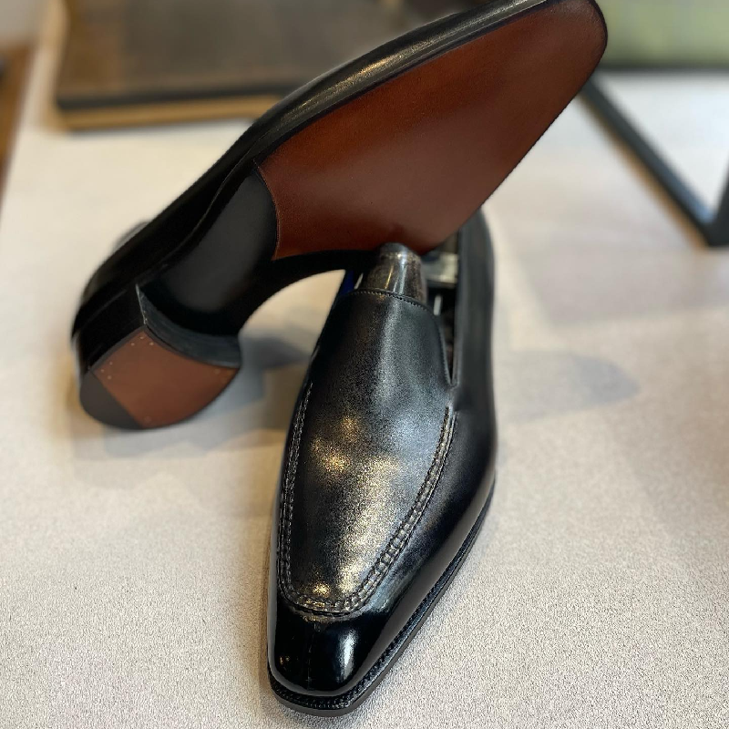 Handmade Calfskin Classic Wingtip Loafers
