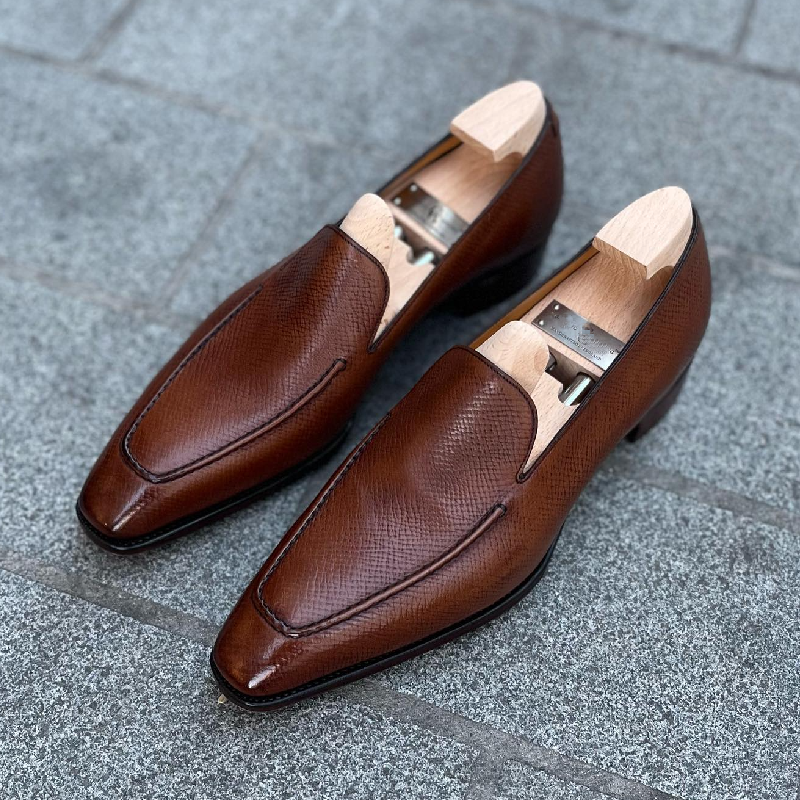 Handmade Calfskin Classic Wingtip Loafers