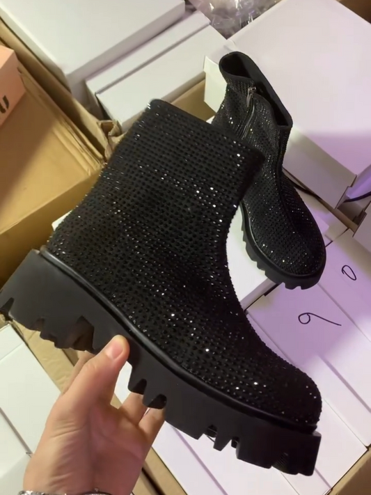 Women's Chunky-Heeled Zipper Boots