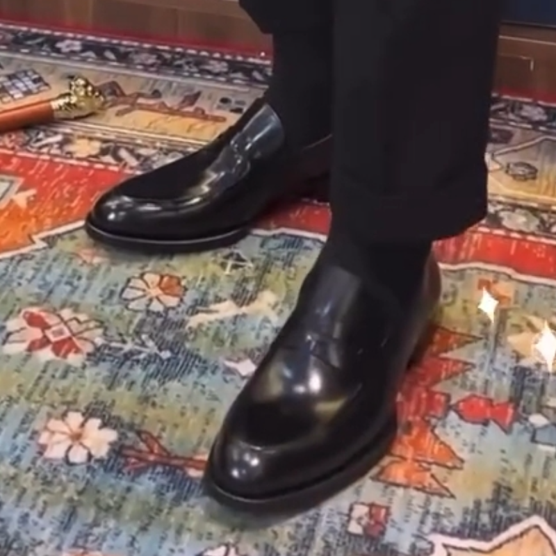 Men's Classic Leather Loafers