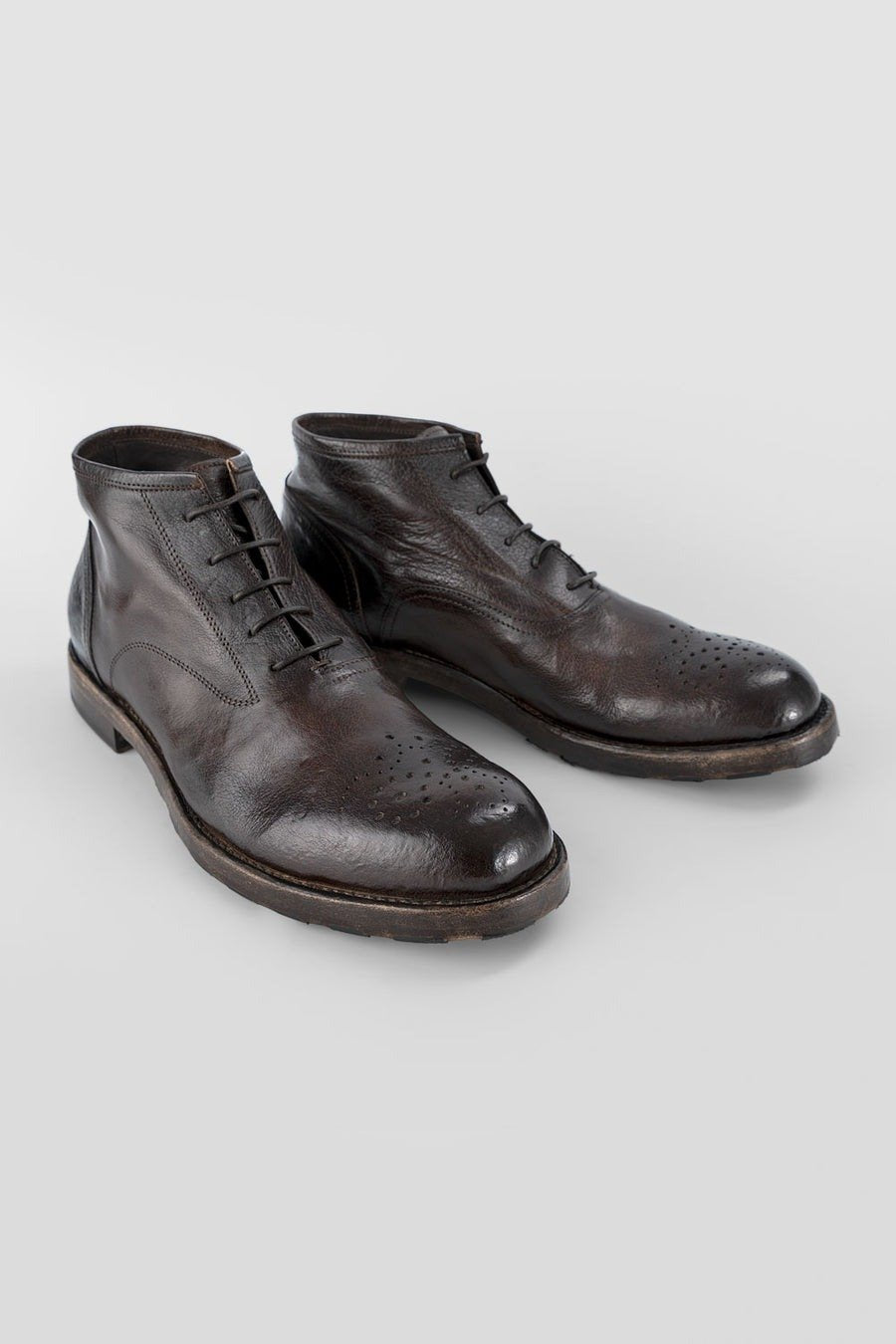 ASTON cigar-brown chukka boots