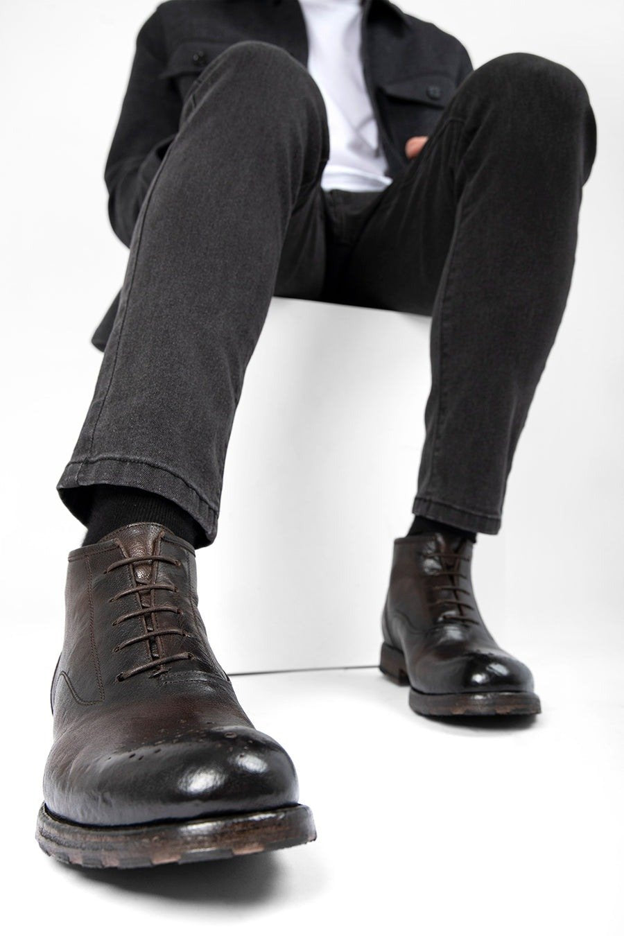 ASTON cigar-brown chukka boots