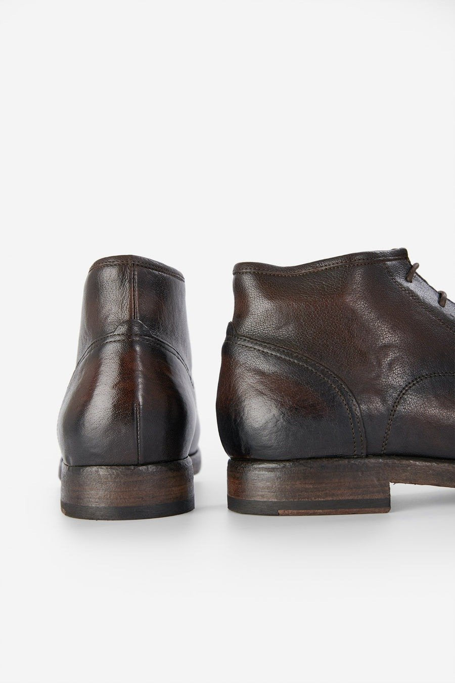 ASTON cigar-brown chukka boots