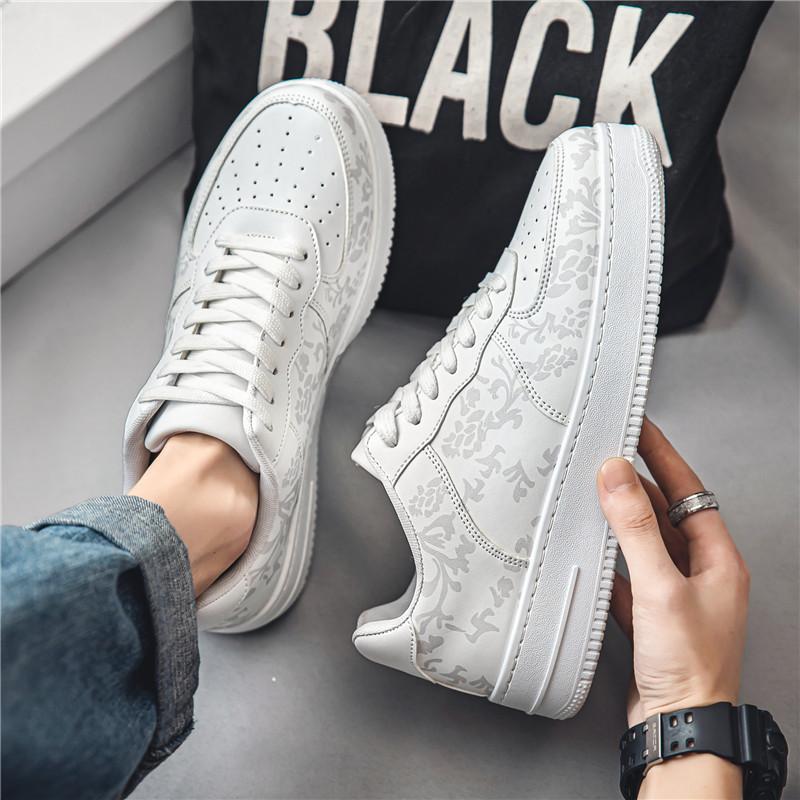 Versatile casual sports breathable thick-soled white flat shoes