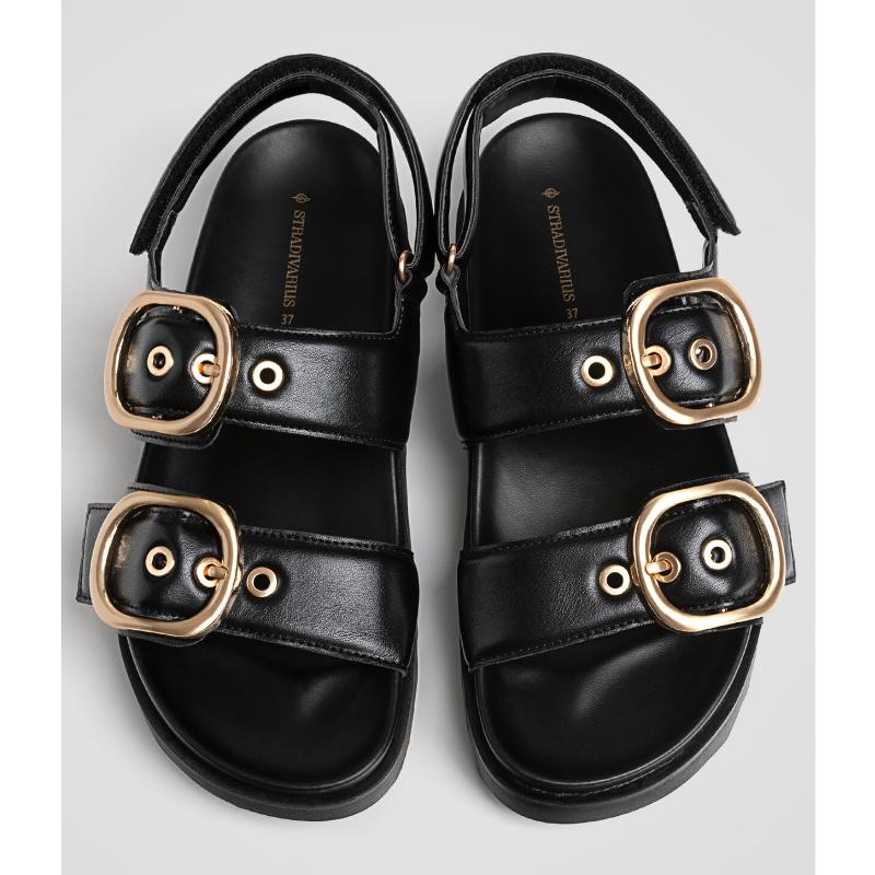 FLAT SANDALS WITH BUCKLES