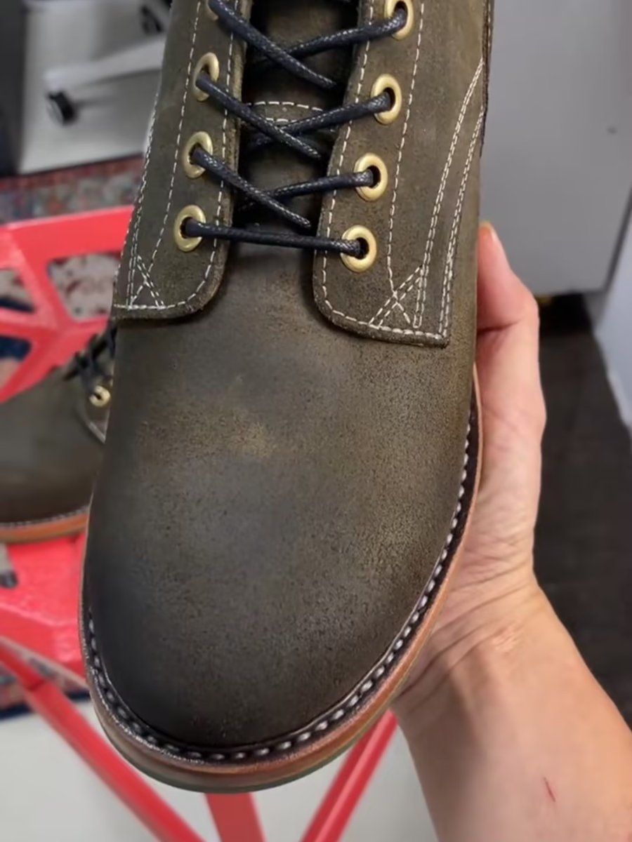 Green Lace-Up Work Shoes